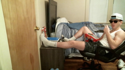 sexylax69  28-11-2022 video bj-dildo