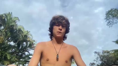 jungleliving333  29-11-2022 video Ass