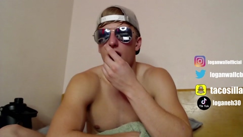 luckyloganx  03-12-2022 video legs