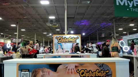 thejohnnystone  04-12-2022 video kissing