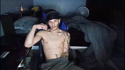 kylewhitedgs  05-12-2022 video bigballs