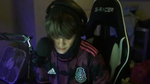 2kblip  09-12-2022 video jerkoff