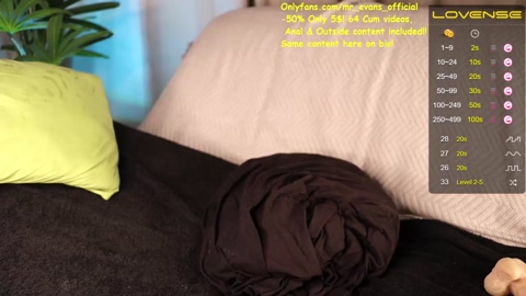 mr_evans_official  10-12-2022 video analsex