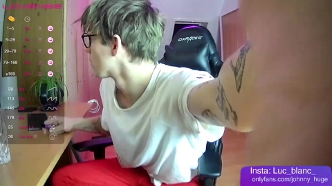 johnny2000x  11-12-2022 video yummy