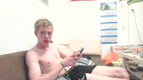 Hornytwink1999  12-12-2022 Recorded Video fingering