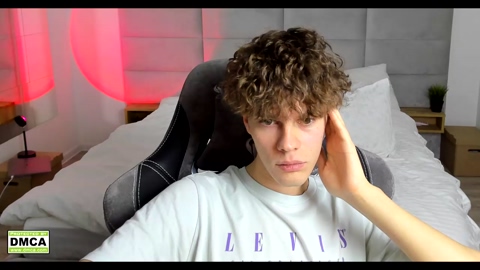 cute_thomas  12-12-2022 video Webcam