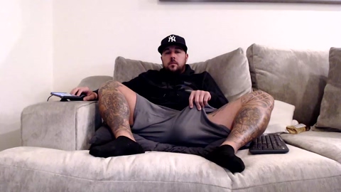 layzebigballs  12-12-2022 video Recorded