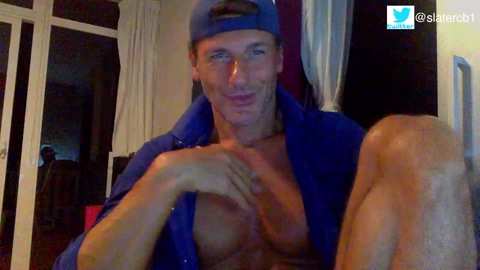 slater2011  12-12-2022 video bj-dildo