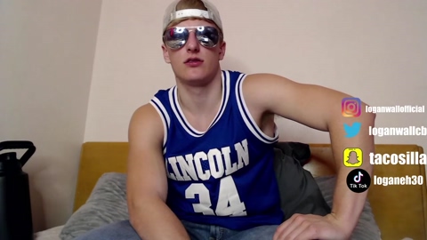 luckyloganx  14-12-2022 video deepthroat