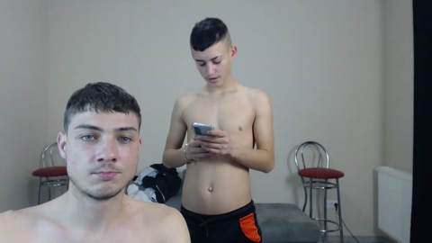 brityboyss1  15-12-2022 video handsome