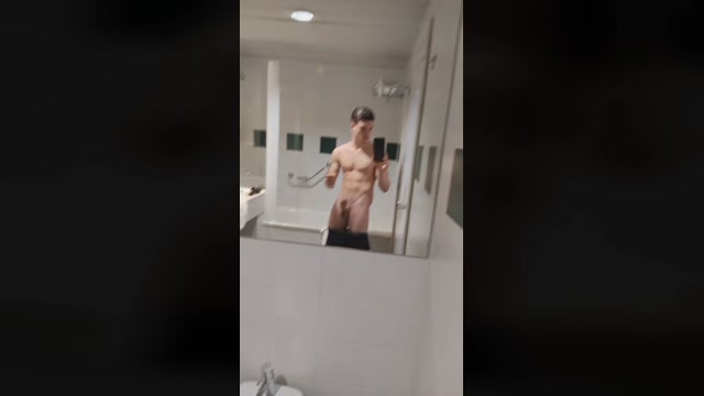 Toniofortebracc  17-12-2022 Recorded Video sexybody