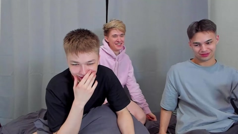 cute_joni  18-12-2022 video toys