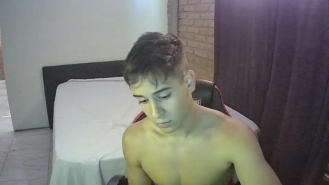 tairoanddagnye  19-12-2022 video Topless