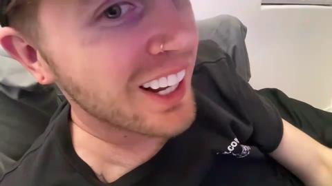 yourtrophyboy  20-12-2022 video legs