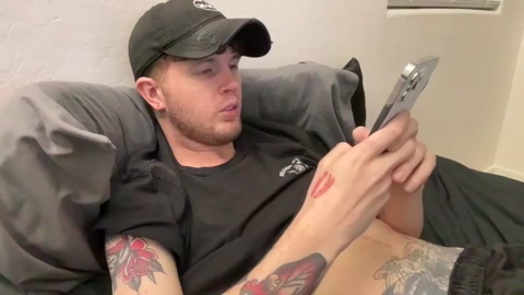 yourtrophyboy  20-12-2022 video bicurious