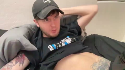 yourtrophyboy  22-12-2022 video amateur