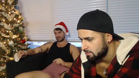 mattandcarter  24-12-2022 video fingers