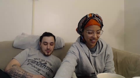 shyfreaksfantasycouple 25-12-2022 playtime 
