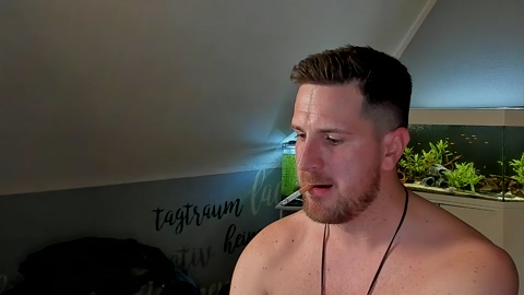 ronhill13  25-12-2022 Recorded Video fuckface