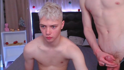 okwohka  27-12-2022 video Topless