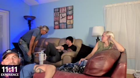 whaaaaaaaat  27-12-2022 video show