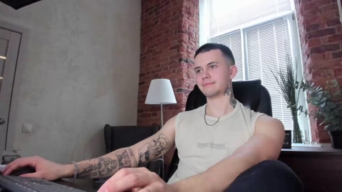 _bobby_balls_  31-12-2022 video kissing