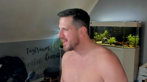 ronhill13  30-12-2022 Recorded Video juicy