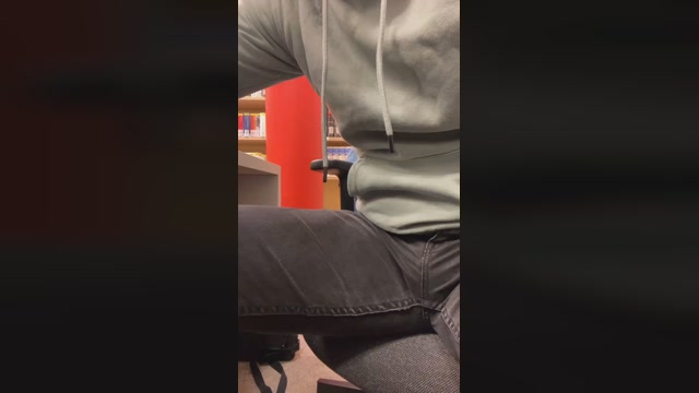 public_sexy  04-01-2023 Recorded Video kissing