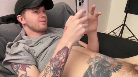 yourtrophyboy  03-01-2023 video sexykitty