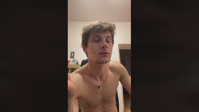Minnolino  04-01-2023 Recorded Video striptease