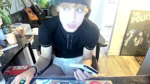 bashful4200  04-01-2023 video legs