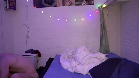 hiimpeter  05-01-2023 video kiss