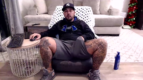 layzebigballs  04-01-2023 video Show