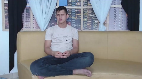 oversized_guy  04-01-2023 video Nude