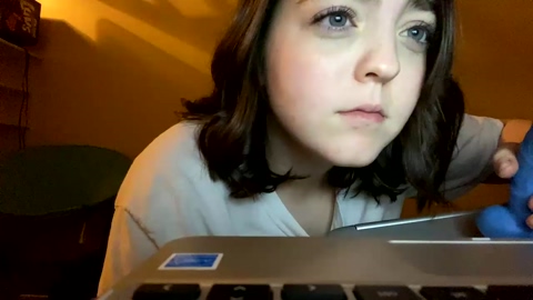 princesshayli1 04-01-2023 boobs 