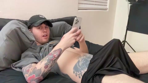 yourtrophyboy  06-01-2023 video sexyfeet