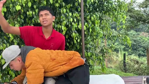 exotic_gold  08-01-2023 video suckcock