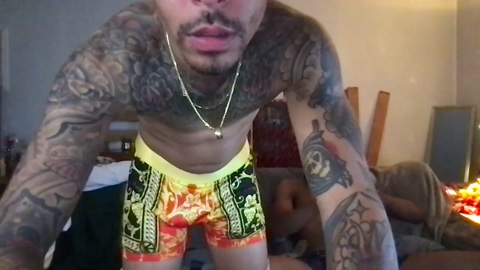 banananutzd  09-01-2023 video kissing