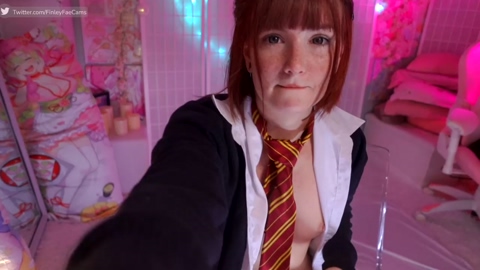 finleyfae 10-01-2023 sucktits 