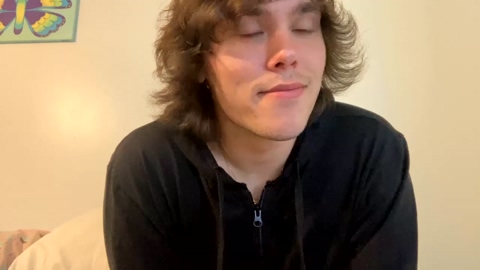 mikkeyyy69  12-01-2023 video yummy