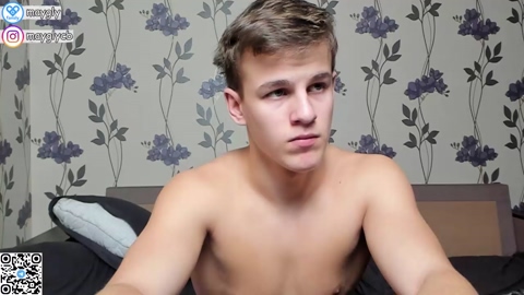 maygly  13-01-2023 video spank