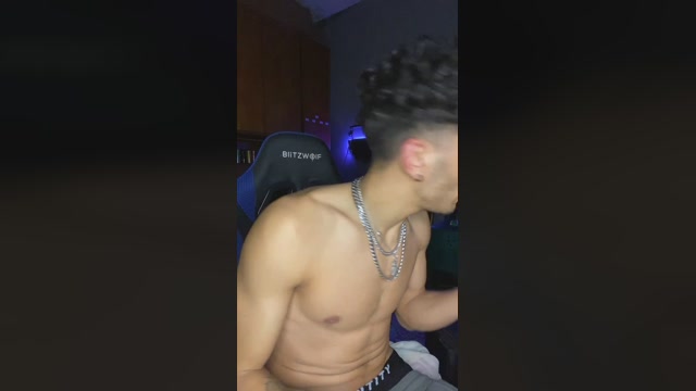 brrbaby  15-01-2023 Recorded Video fingers