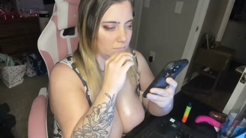 curvygoodness111  16-01-2023 amateur Females
