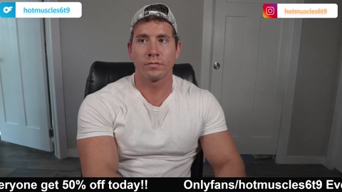 hotmuscles6t9  19-01-2023 video suckshow