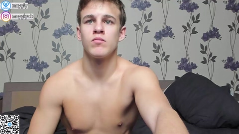 maygly  19-01-2023 video Topless