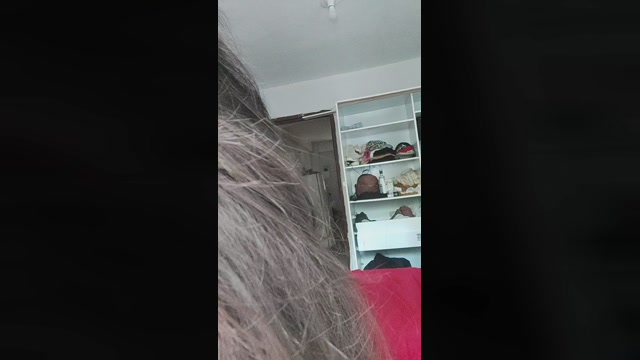 PUTAAAAAAAA