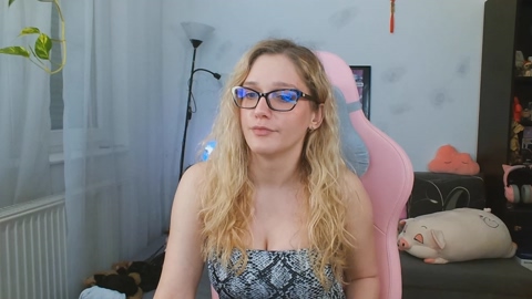 LunaNicole 22-01-2023 naughty 