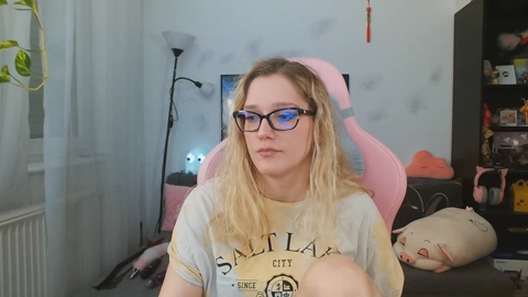 LunaNicole 25-01-2023 sucktits 