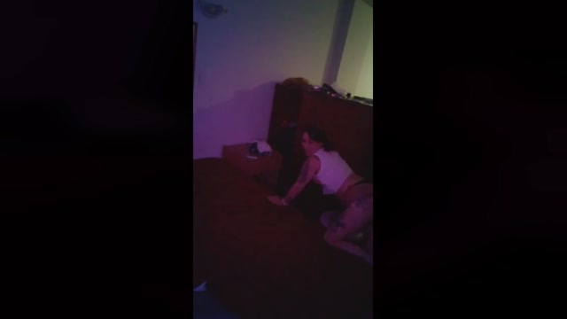 swjohaydani2 25-01-2023 kissing 