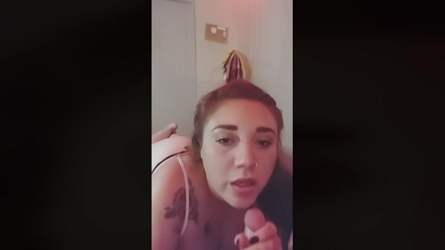 Nicolelittlee 27-01-2023 toy 